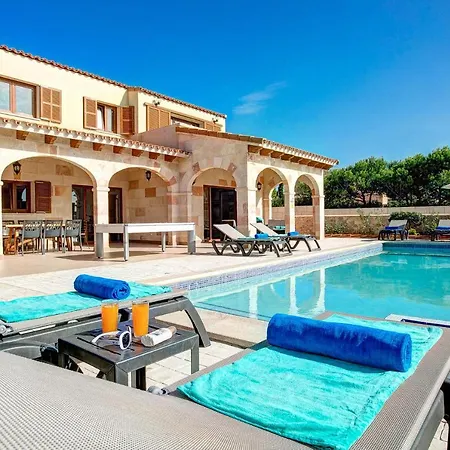 Mares By Villa